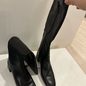 Vince boots size 37.5
